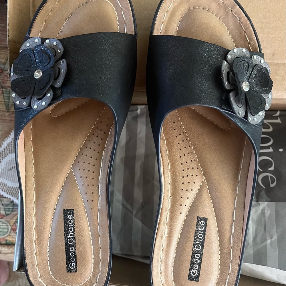APL Black and Tan Wedges with Chic Design